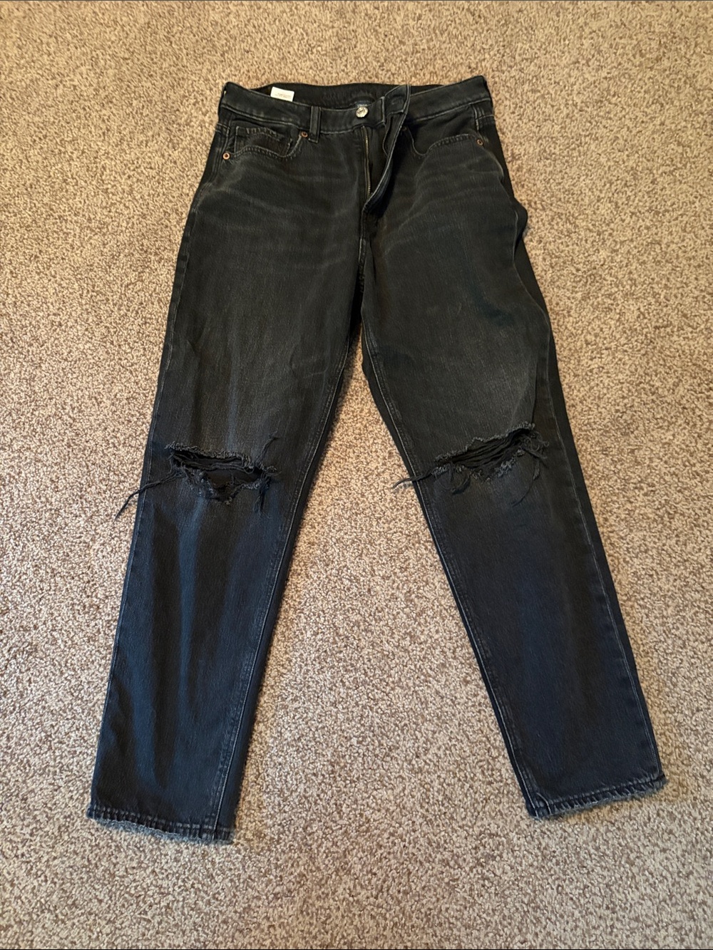 American Eagle Women’s Black Distressy Mom Jeans